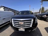 Used 2017 Cadillac Escalade ESV Luxury image 3