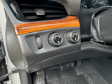 Used 2016 Cadillac Escalade Luxury image 3