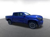 Used 2024 Toyota Tacoma TRD Sport image 2