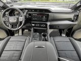 Used 2024 GMC Sierra 2500 AT4X image 4
