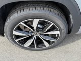 New 2025 Volkswagen Atlas Cross Sport SEL Premium R-Line image 4