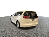 Used 2023 Chrysler Voyager LX image 3