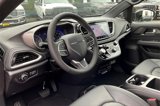 New 2025 Chrysler Pacifica Select w/ Uconnect Theater Family Group image 6