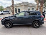 Used 2018 Toyota RAV4 SE image 2