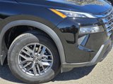 New 2025 Nissan Rogue S image 3