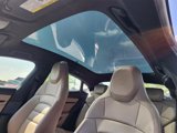 Used 2021 Porsche Taycan image 3