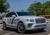 Used 2022 Bentley Bentayga image 3