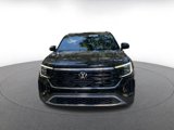Used 2024 Volkswagen Atlas Cross Sport SE image 2