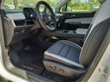 New 2025 Honda Prologue Touring image 2