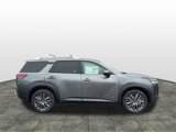 New 2025 Nissan Pathfinder SL w/ SL Premium Package image 2