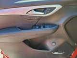 New 2025 Buick Envision Avenir image 5