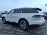 New 2025 Lincoln Aviator AWD image 4