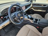 Certified 2025 Porsche Cayenne Coupe image 4