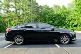 Used 2017 Ford Fusion SE w/ Fusion SE Technology Package image 4