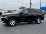 Used 2023 Jeep Grand Cherokee L Limited image 3