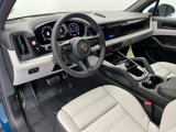 Used 2025 Porsche Cayenne image 4