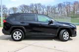Used 2022 Toyota RAV4 LE image 5