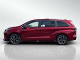 New 2025 Toyota Sienna Platinum image 3