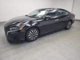 Used 2023 Nissan Altima 2.5 SV image 2