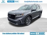 New 2025 Honda Pilot Touring image 1