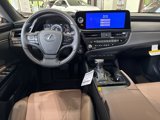 New 2025 Lexus ES 300h w/ Luxury Package image 5