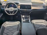 New 2025 Volkswagen Atlas SE image 2