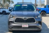 Used 2022 Toyota Highlander L image 2