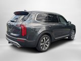 Used 2022 Kia Telluride EX w/ EX Premium Package image 3