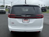New 2026 Chrysler Pacifica Select image 4