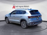 New 2025 Volkswagen Taos SE image 3