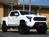 Used 2025 Toyota Tacoma TRD Sport image 5