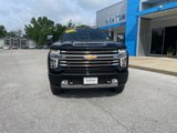 Used 2023 Chevrolet Silverado 2500 High Country w/ Technology Package image 3