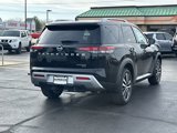 New 2025 Nissan Pathfinder Platinum image 3