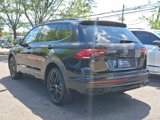 Certified 2022 Volkswagen Tiguan SE R-Line image 4