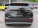 New 2025 Mitsubishi Outlander SE image 5
