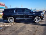 New 2025 GMC Yukon XL Denali w/ Denali Reserve Package image 4