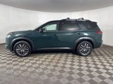 Used 2023 Nissan Pathfinder SL w/ SL Premium Package image 5