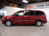 Used 2014 Chrysler Town & Country Touring image 2