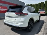 Used 2025 Nissan Rogue Platinum w/ Tech Package image 3