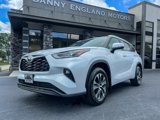 Used 2025 Toyota Highlander XLE image 3