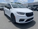 New 2024 Chrysler Pacifica Limited w/ S Appearance Package image 6