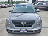 Used 2022 Hyundai Venue SE image 2