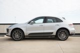 Certified 2025 Porsche Macan image 2
