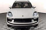 Certified 2025 Porsche Macan image 2