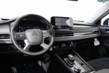Used 2024 Mitsubishi Outlander 4WD Plug-In Hybrid image 3