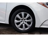 Used 2022 Toyota Corolla LE image 3