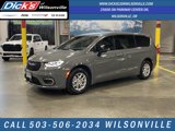 New 2025 Chrysler Pacifica Select image 1