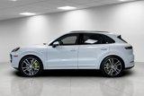 Certified 2024 Porsche Cayenne image 2