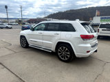 Used 2017 Jeep Grand Cherokee Overland w/ Jeep Active Safety Group image 6