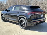 New 2026 Volkswagen Atlas Cross Sport SEL R-Line image 3
